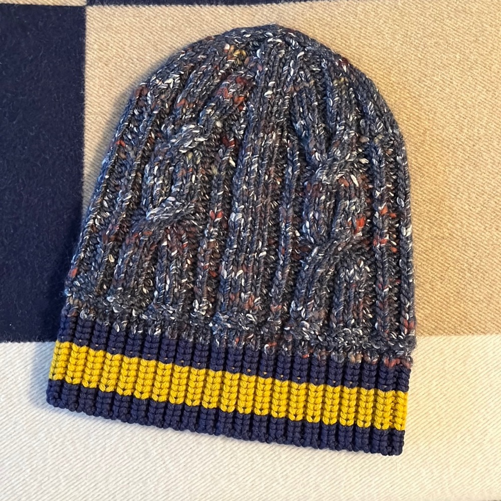 Gucci knit hat